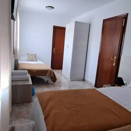 Hostal De Berge Berge