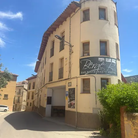 Guest house De 5*