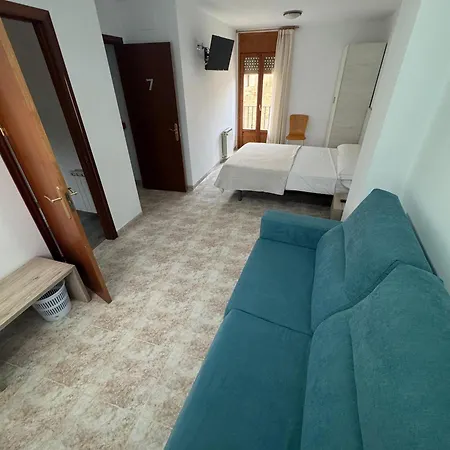 Guest house De 5*